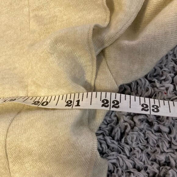 NWT AMERICAN RAG M Rayon Blend Oversized Slouchy Ruffled Sweater - Picture 5 of 12